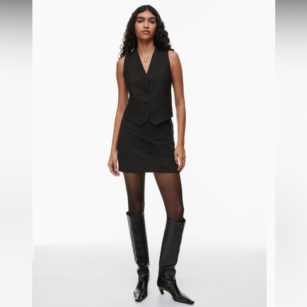ARITZIA WILFRED PESCI VEST IN BLACK